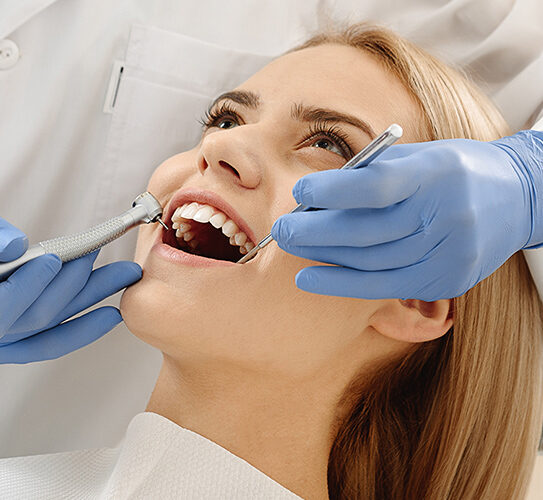 Deep Teeth Cleaning – Prophylaxis